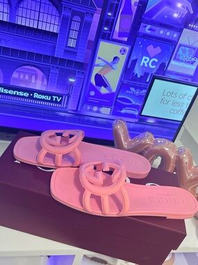 Gucci Pink Interlocking G Slide Sandals